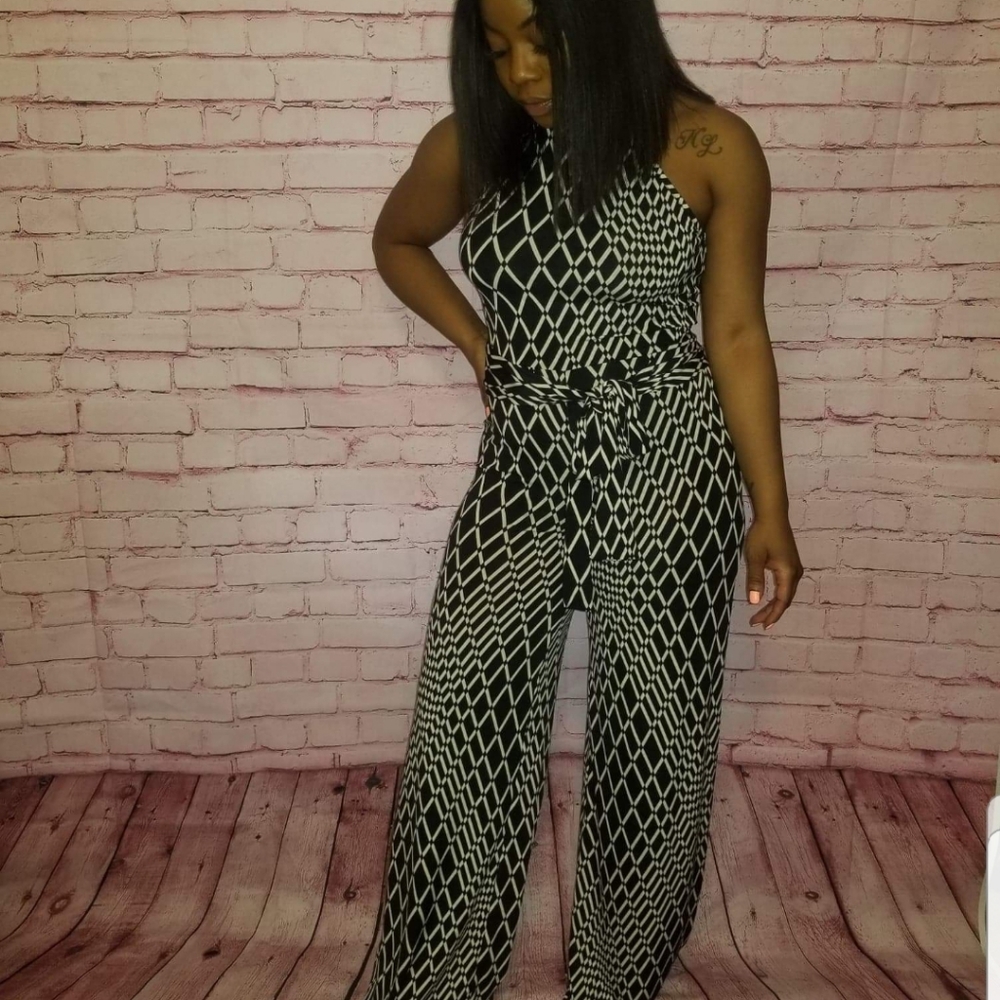 Jumpsuit - Picture 2 of 3